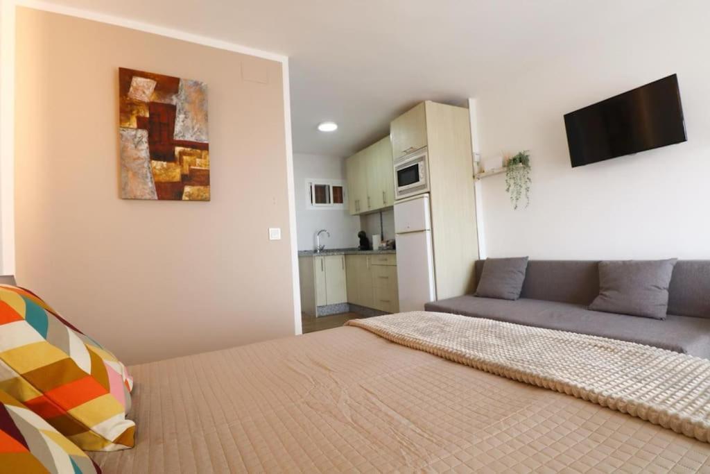 Malabiz Home Piscina Terraza Con Vistas Y Playa Benalmádena Dış mekan fotoğraf